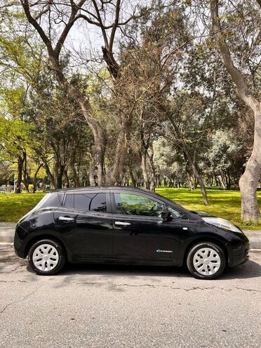 Nissan Leaf 2016, 104,800 km - 0.1 л - Bakı