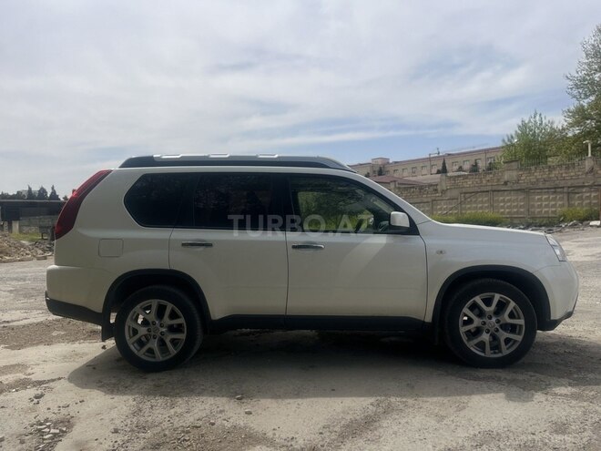 Nissan X-Trail 2012, 136,000 km - 2.5 l - Bakı