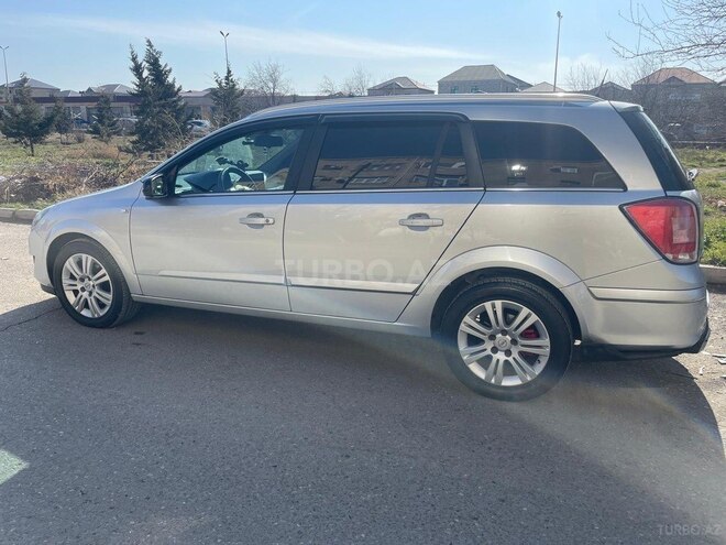 Opel Astra 2009, 234,000 km - 1.8 l - Sumqayıt