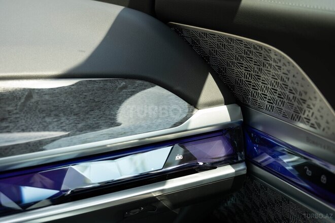 BMW i7 2023, 16,000 km - 0.0 l - Bakı