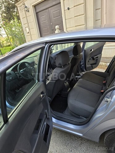 Opel Astra 2009, 250,000 km - 1.4 l - Bakı