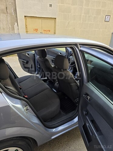 Opel Astra 2009, 250,000 km - 1.4 l - Bakı
