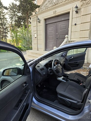 Opel Astra 2009, 250,000 km - 1.4 l - Bakı