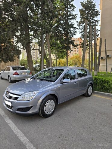 Opel Astra 2009, 250,000 km - 1.4 l - Bakı