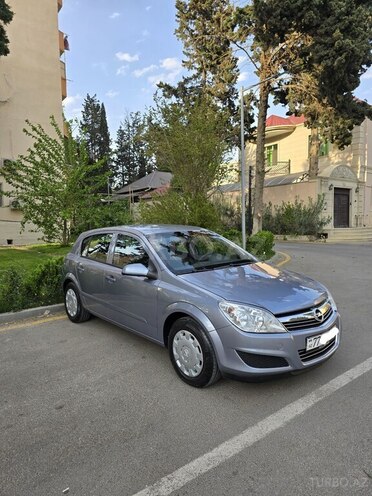 Opel Astra 2009, 250,000 km - 1.4 l - Bakı