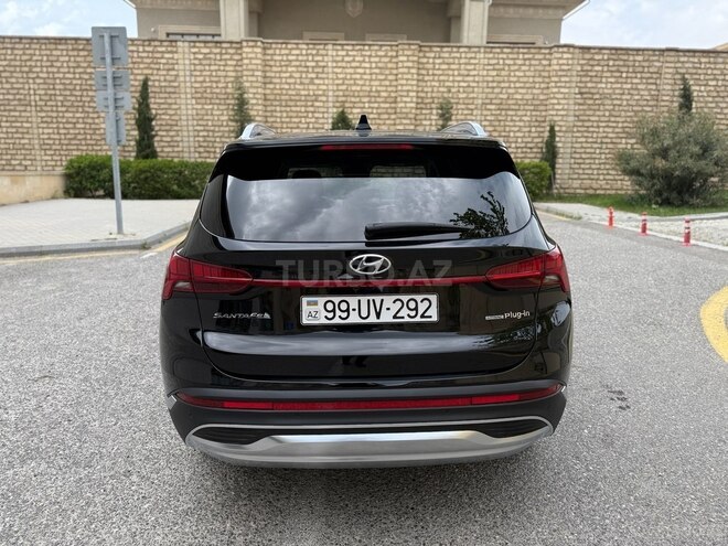 Hyundai Santa Fe-16