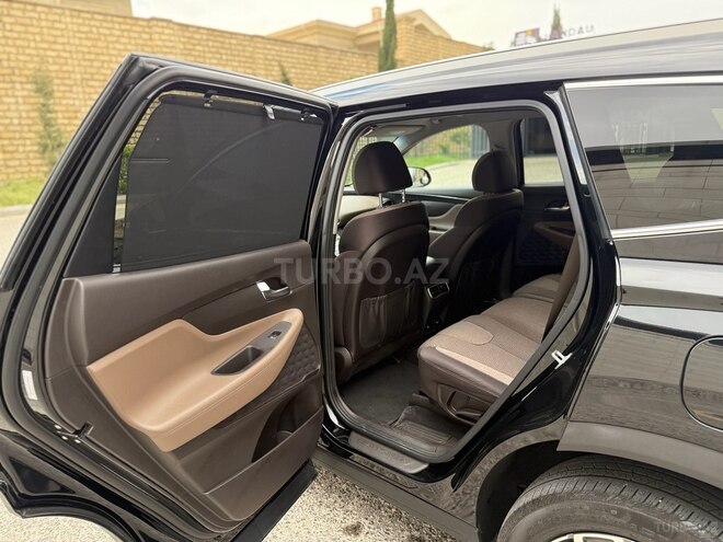 Hyundai Santa Fe-15