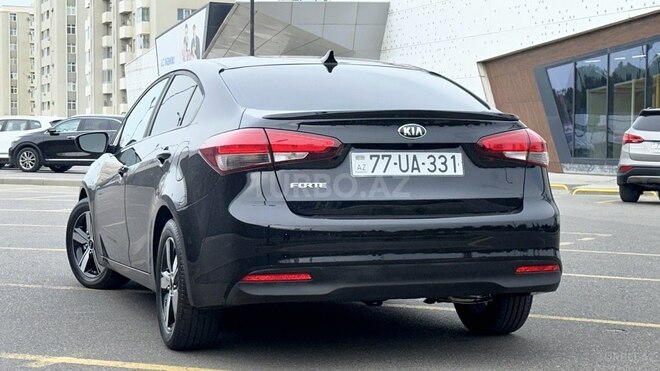 Kia Cerato 2017, 128,000 km - 2.0 l - Bakı