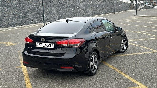 Kia Cerato 2017, 128,000 km - 2.0 l - Bakı