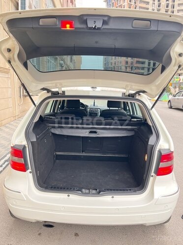 Mercedes B 170 2007, 145,000 km - 1.7 л - Bakı