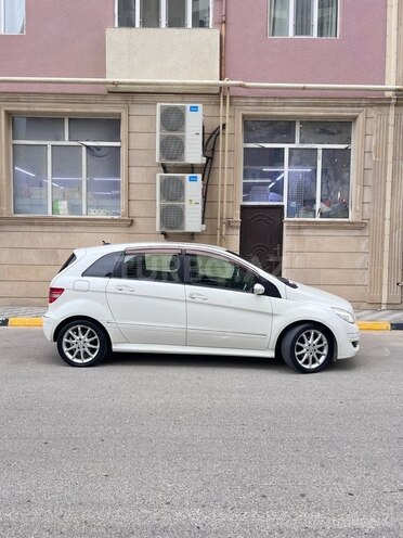 Mercedes B 170 2007, 145,000 km - 1.7 л - Bakı