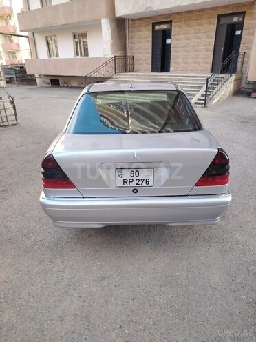 Mercedes C 240 2000, 320,000 km - 2.4 l - Bakı