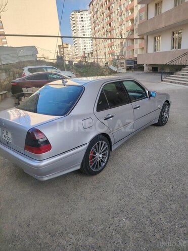 Mercedes C 240 2000, 320,000 km - 2.4 l - Bakı