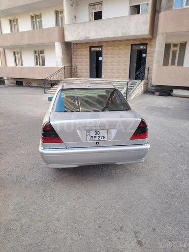 Mercedes C 240 2000, 320,000 km - 2.4 l - Bakı