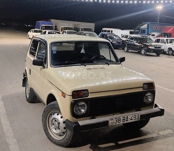 LADA (VAZ) Niva 1985, 374,920 km - 1.6 l - Qusar
