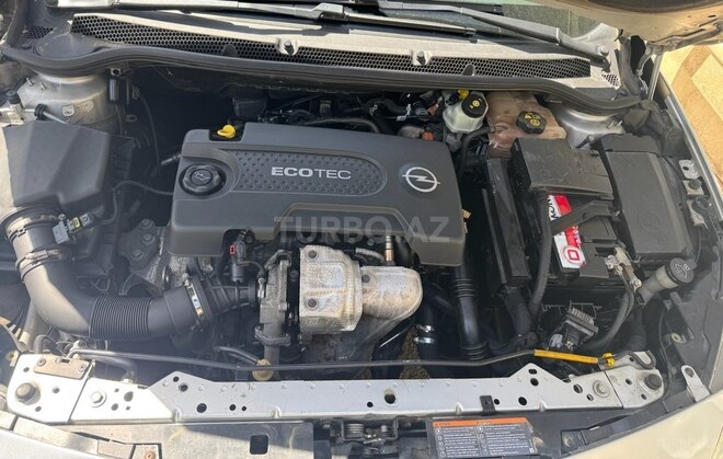 Opel Astra 2012, 200,000 km - 1.3 l - Şəki