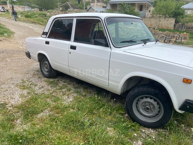 LADA (VAZ) 2107 2010, 13,342 km - 1.6 л - Şamaxı