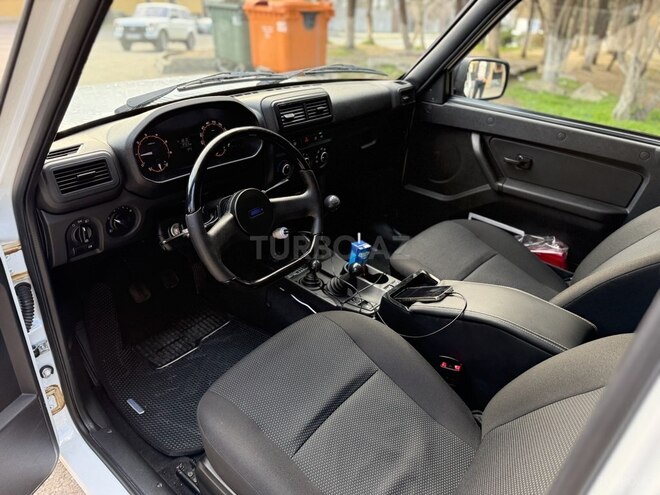 LADA (VAZ) Niva 2024, 18,000 km - 1.7 л - Bakı