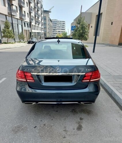 Mercedes E 220 d 2013, 187,488 km - 2.2 l - Bakı