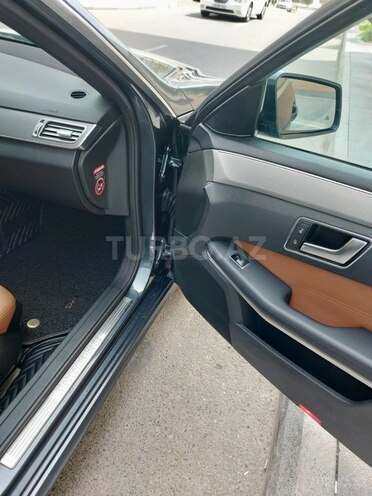 Mercedes E 220 d 2013, 187,488 km - 2.2 l - Bakı
