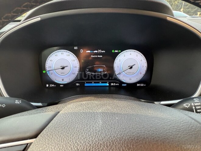Hyundai Santa Fe-18