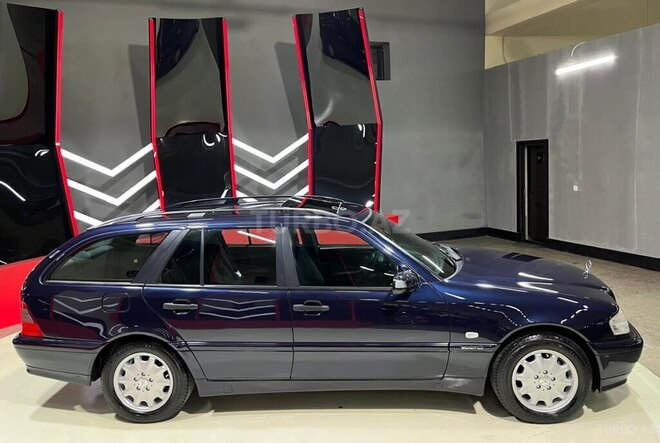 Mercedes C 200 2000, 277,777 km - 2.0 l - Sumqayıt