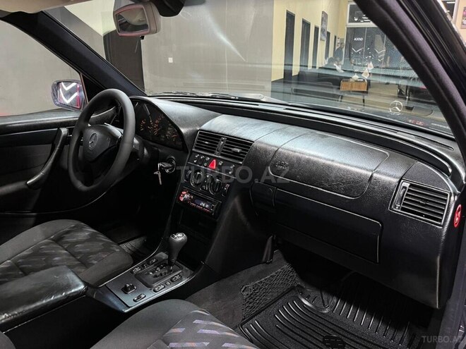 Mercedes C 200 2000, 277,777 km - 2.0 l - Sumqayıt