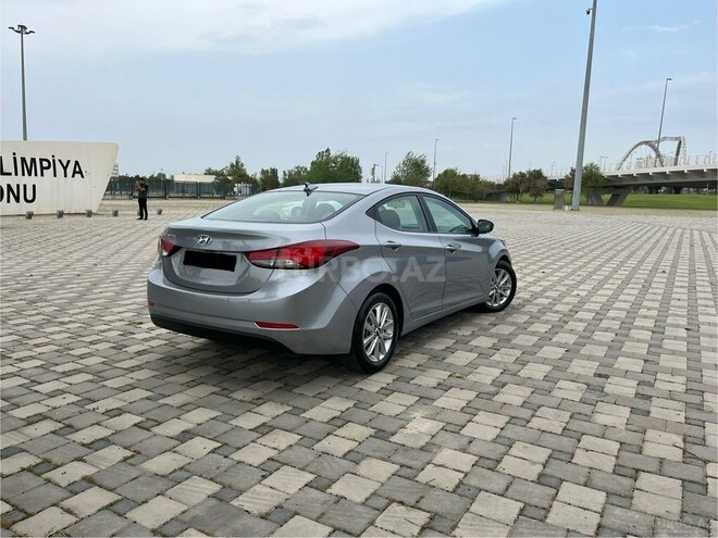 Hyundai Elantra 2015, 114,011 km - 1.8 l - Bakı