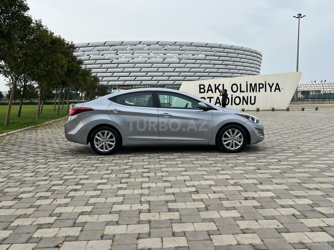 Hyundai Elantra 2015, 114,011 km - 1.8 l - Bakı