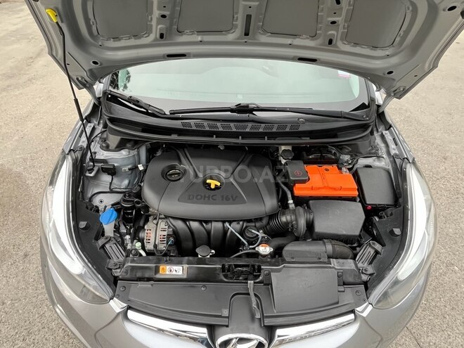Hyundai Elantra 2015, 114,011 km - 1.8 l - Bakı