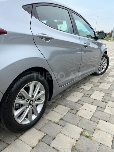 Hyundai Elantra 2015, 114,011 km - 1.8 l - Bakı