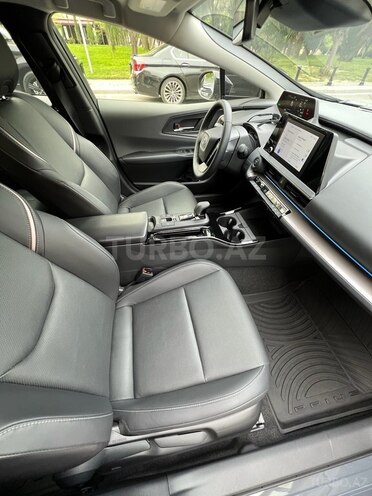 Toyota Prius 2023, 8,000 km - 1.8 л - Bakı