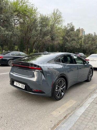 Toyota Prius 2023, 8,000 km - 1.8 л - Bakı