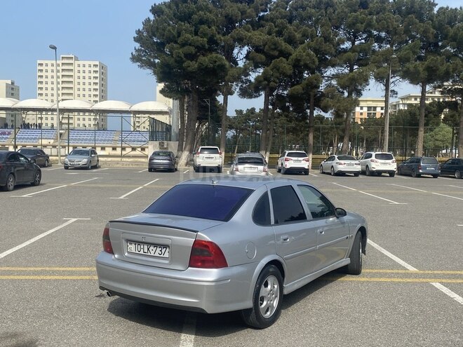 Opel Vectra 1999, 234,458 km - 2.0 l - Sumqayıt