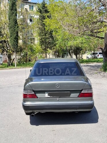 Mercedes E 200 1991, 350,000 km - 2.0 l - Bakı