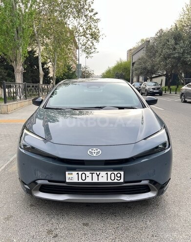 Toyota Prius 2023, 8,000 km - 1.8 л - Bakı