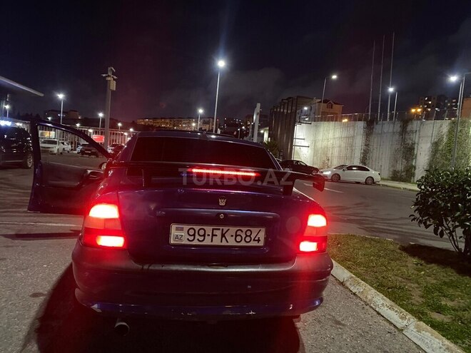 Opel Vectra 1996, 380,000 km - 2.0 l - Bakı