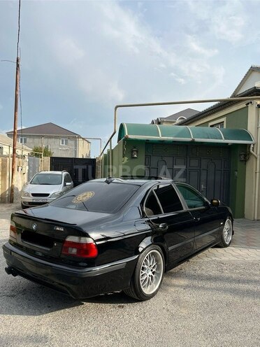 BMW 530 2001, 287,000 km - 3.0 l - Bakı