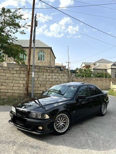 BMW 530 2001, 287,000 km - 3.0 l - Bakı