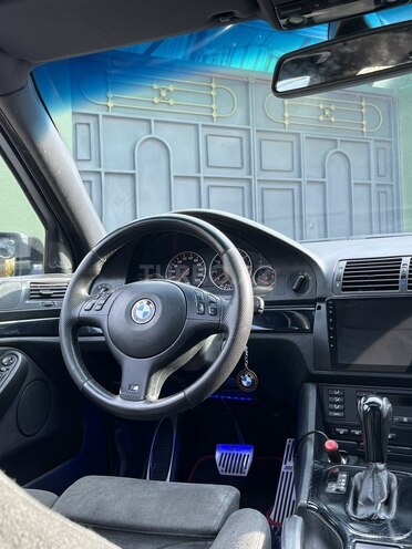 BMW 530 2001, 287,000 km - 3.0 l - Bakı