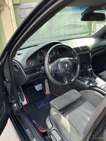 BMW 530 2001, 287,000 km - 3.0 l - Bakı