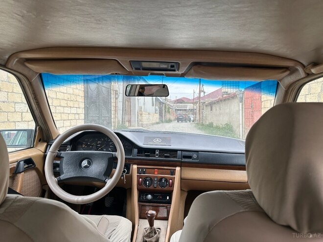Mercedes E 200 d 1991, 350,000 km - 2.0 л - Bakı