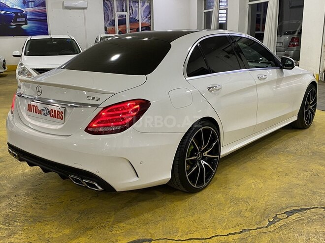 Mercedes C 200 2015, 175,235 km - 1.6 l - Sumqayıt