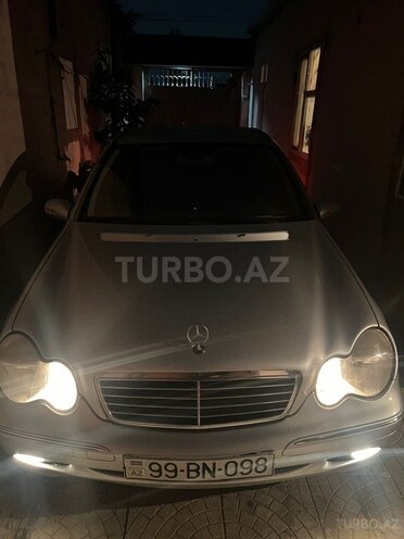 Mercedes C 240 2000, 445,000 km - 2.4 l - Bakı