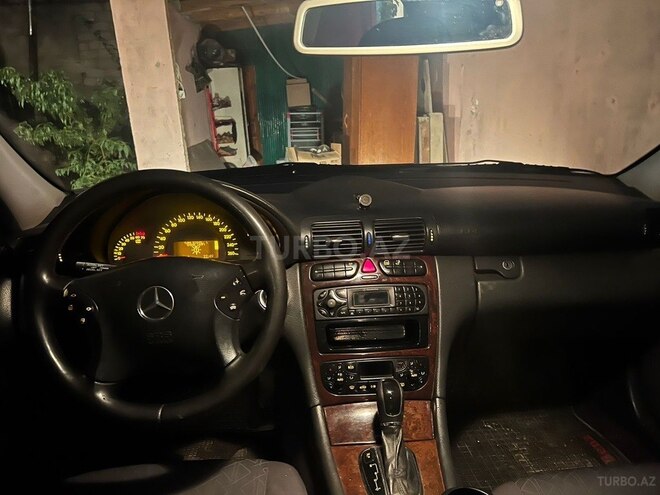 Mercedes C 240 2000, 445,000 km - 2.4 l - Bakı