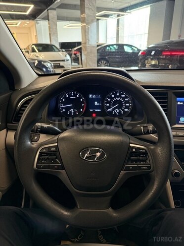Hyundai Elantra 2018, 114,000 km - 2.0 l - Bakı