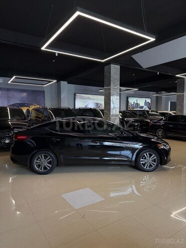 Hyundai Elantra 2018, 114,000 km - 2.0 l - Bakı