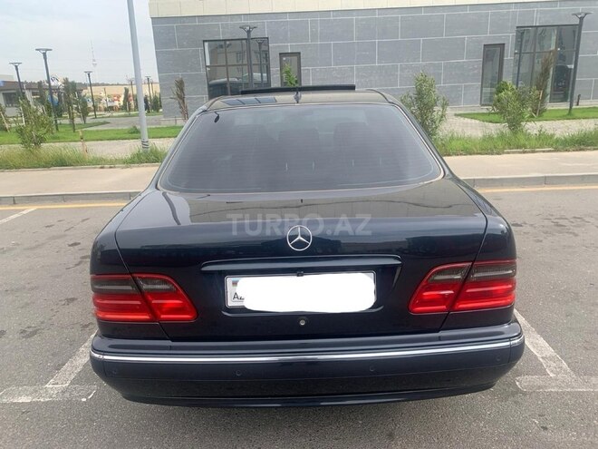 Mercedes E 240 2000, 275,612 km - 2.6 l - Bakı