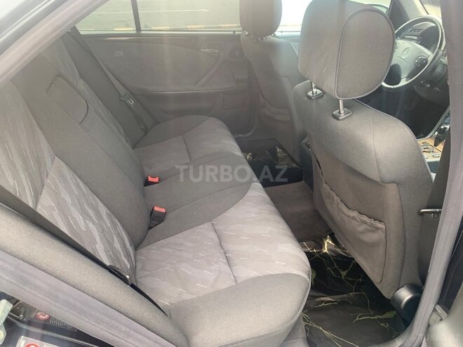 Mercedes E 240 2000, 275,612 km - 2.6 l - Bakı