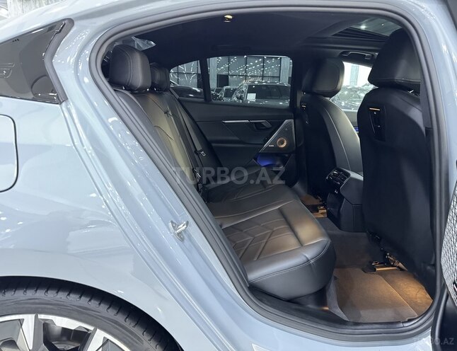 BMW i5 2024, 6,800 km - 0.0 l - Bakı
